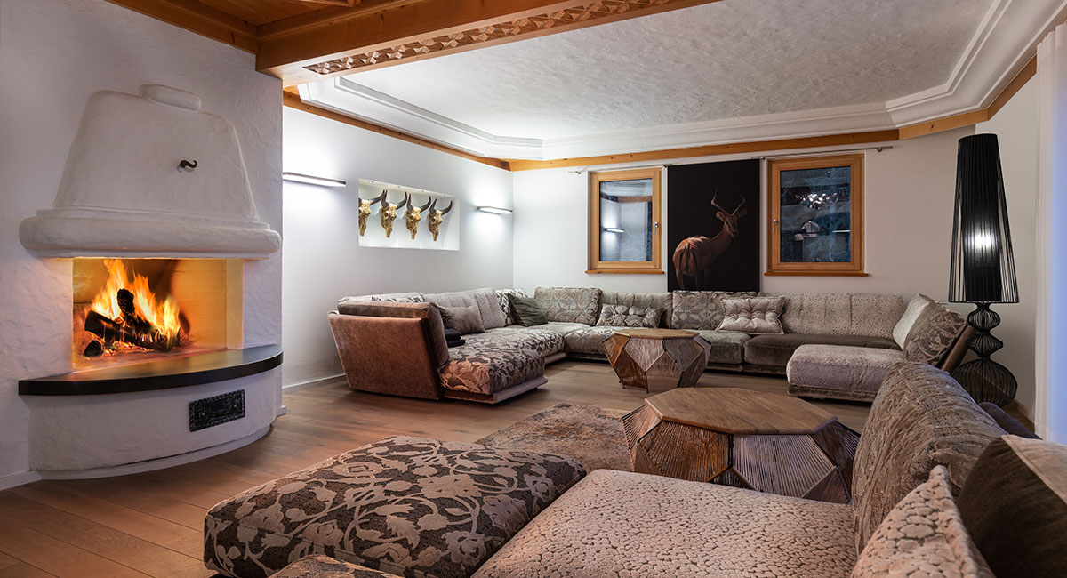 lage-design-ferienhaus-xxl-chalet-ski-out-wagrain-ski-amade-5